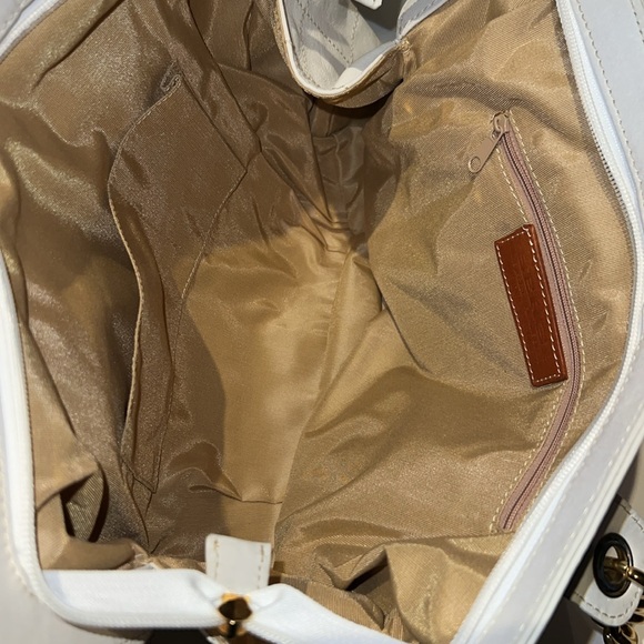 Berge Italy genuine all leather gold tone shoulder purse white zipper handbag - Picture 8 of 8